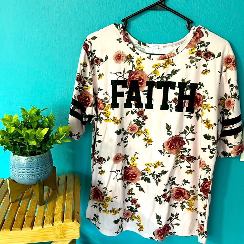 Faith Top * Large * floral